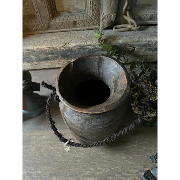 Nepalese Pot