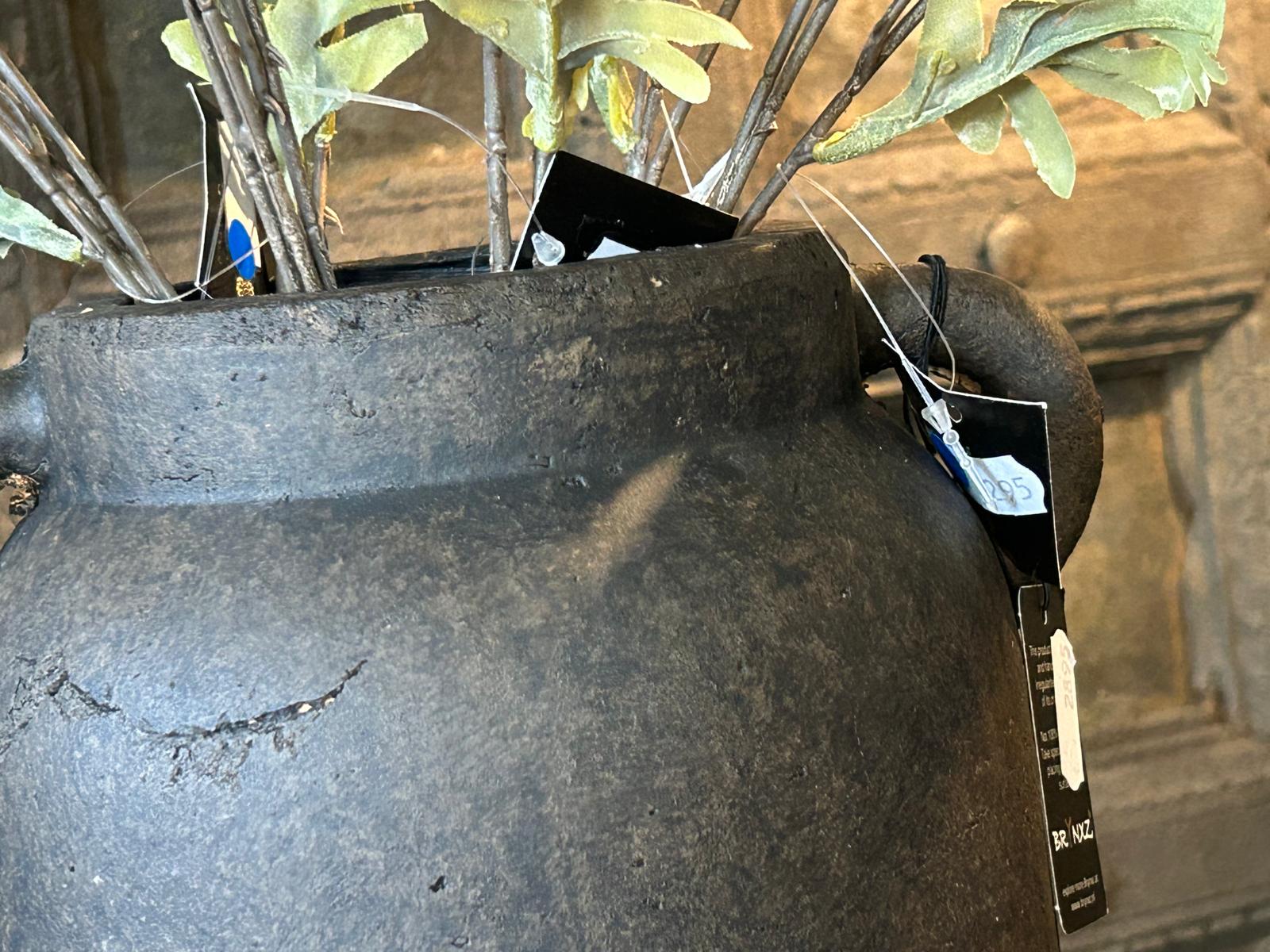 Brynxz Planter Two Ears Basic Majestic Brown L D21 H27 | Landelijke Woondecoratie | Erve Smit Landelijke decoratie Brynxz Planter Two Ears Basic Majestic Brown L D.21 H.27