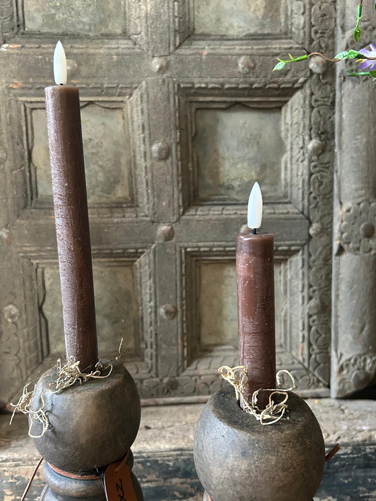 Led Dinerkaars Countryfield 14,5 cm set van 2 Bruin | Erve Smit Landelijke decoratie Led Dinerkaars Countryfield 24 cm set van 2 Bruin