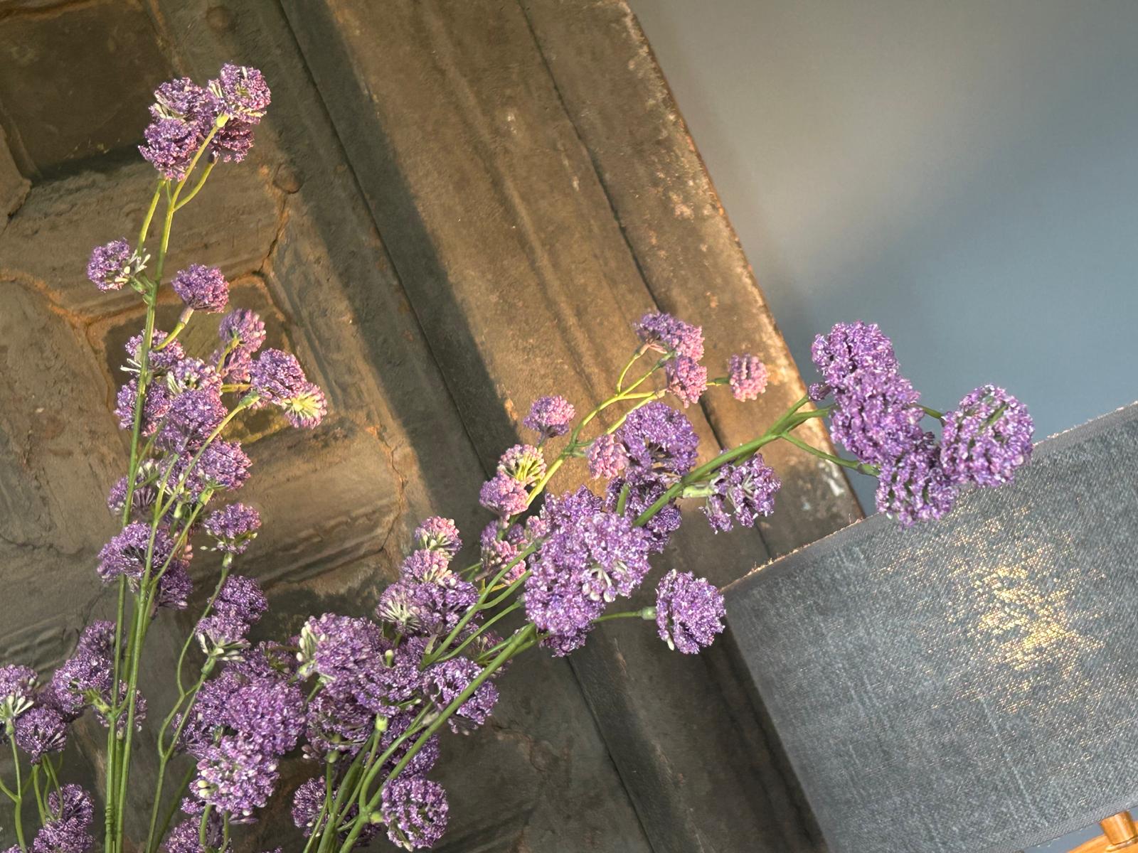 Sylxz Spring Flower Spray Ball Purple 110 cm | Erve Smit Landelijke decoratie Sylxz Spring Flower Spray Ball Purple 110 cm