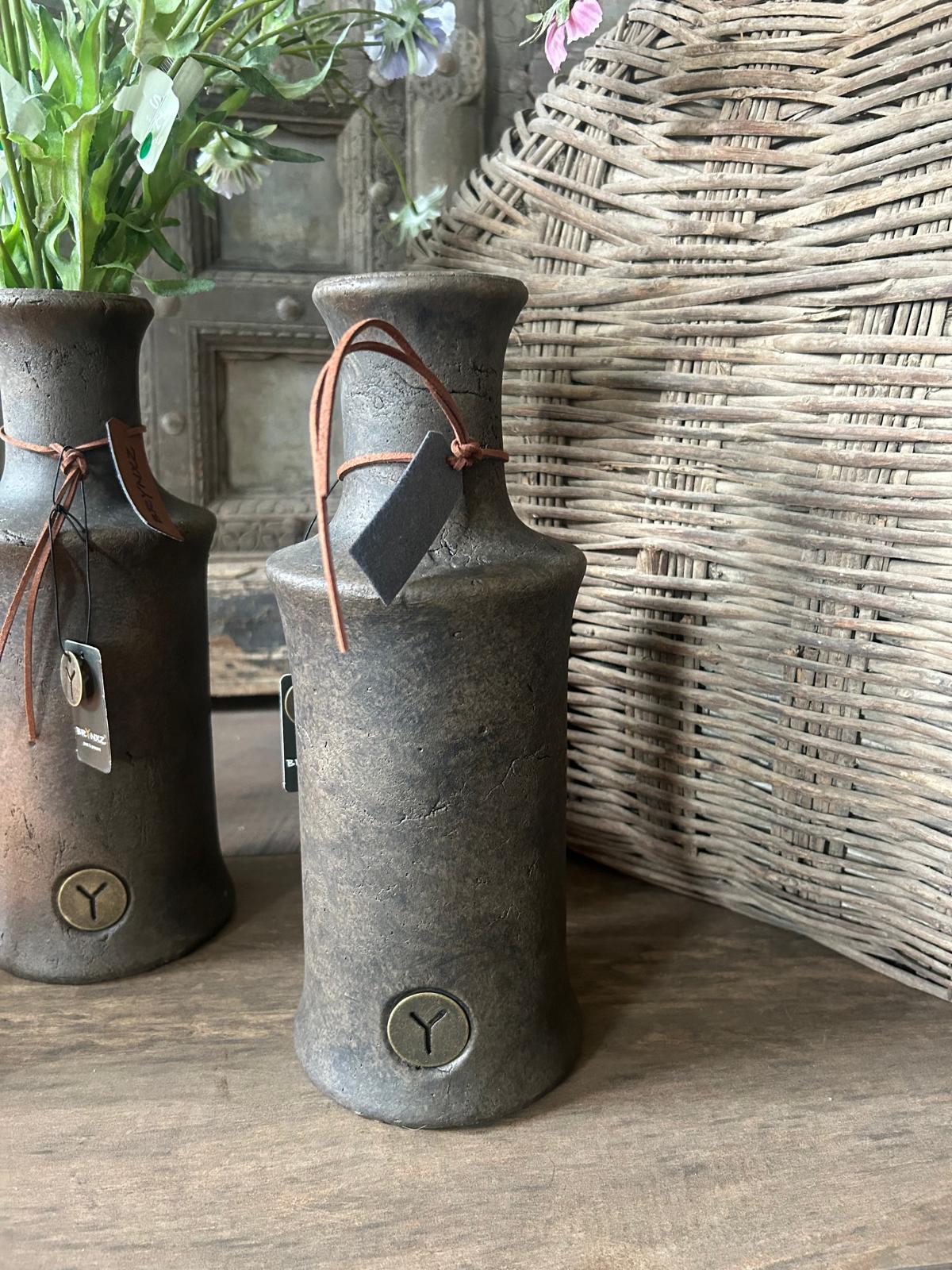 Brynxz Bottle with Neck Majestic Brown L | Erve Smit Landelijke decoratie Brynxz Bottle with Neck Majestic Brown L