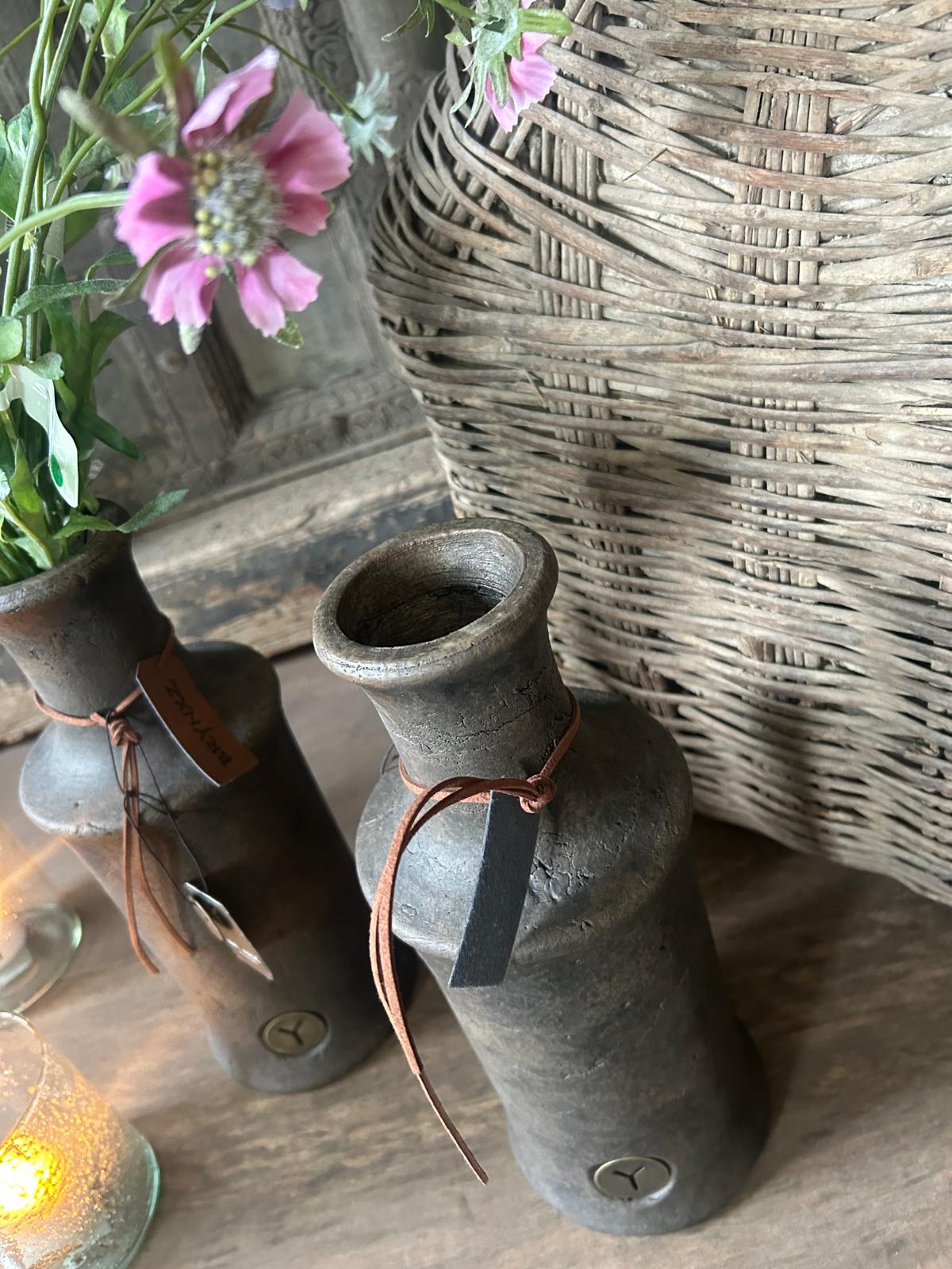 Brynxz Bottle with Neck Majestic Brown L | Erve Smit Landelijke decoratie Brynxz Bottle with Neck Majestic Brown L