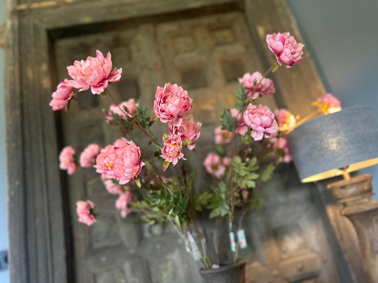 Sylxz Ranunculus Sober Spring Roze 92 cm | Erve Smit Landelijke decoratie Sylxz Ranunculus Sober Spring Roze 92 cm