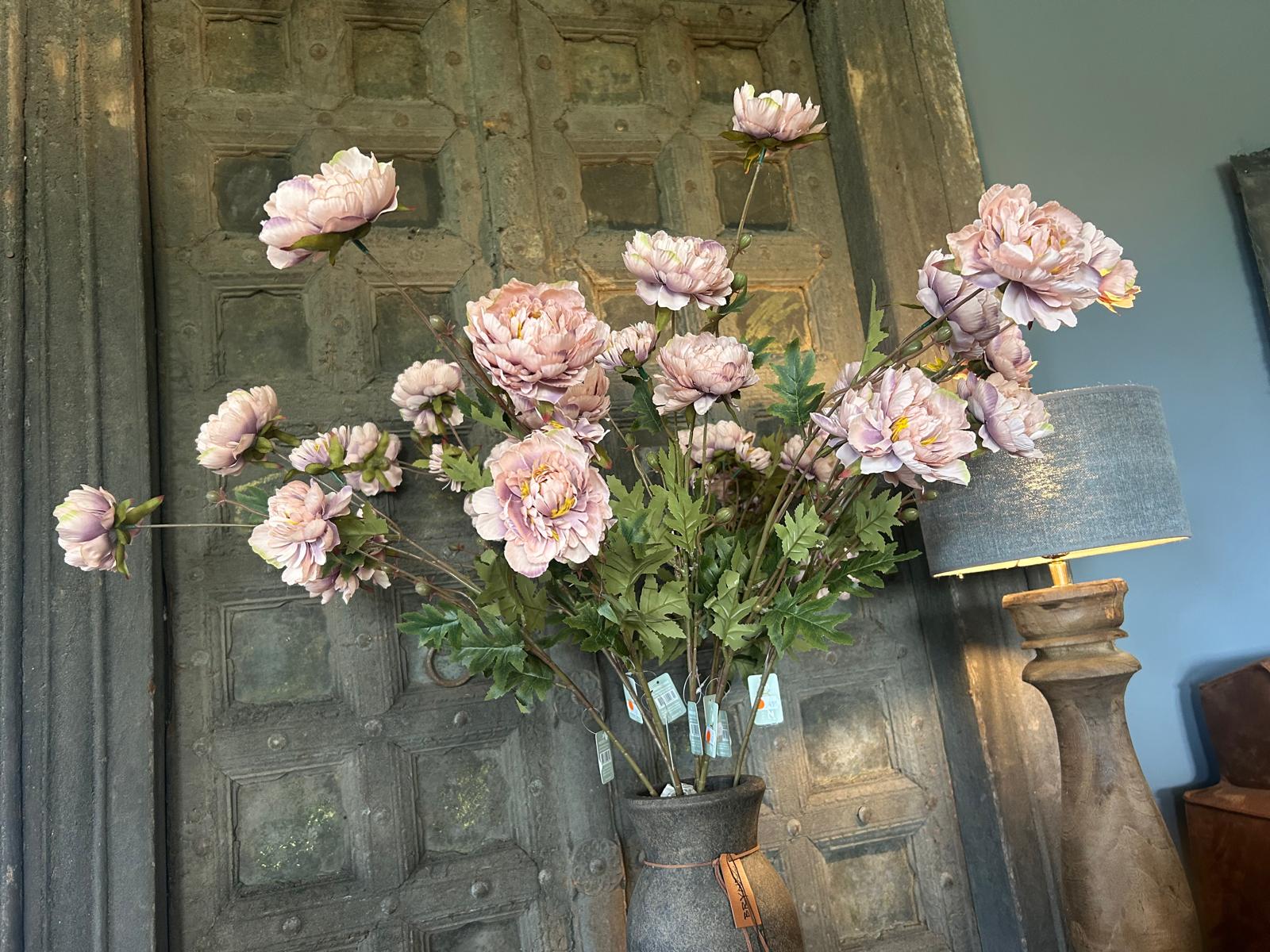 Sylxz Ranunculus Sober Spring Zalmroze 92 cm | Erve Smit Landelijke decoratie Sylxz Ranunculus Sober Spring Zalmroze 92 cm