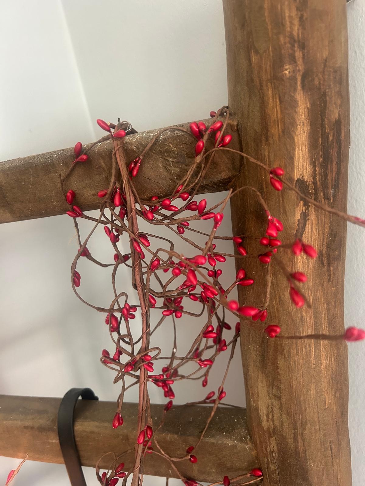 Brynxz Rosa Canina Berry Garland Red 150cm | Erve Smit Landelijke decoratie Brynxz Rosa Canina Berry Garland Red 150cm