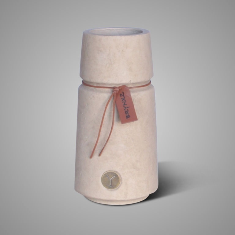 Brynxz Vase Basic Lather Rope Majestic Taupe S D.11 H.20 | Erve Smit Landelijke decoratie brynxz Vase Basic Lather Rope Majestic Taupe M D.14 H.27